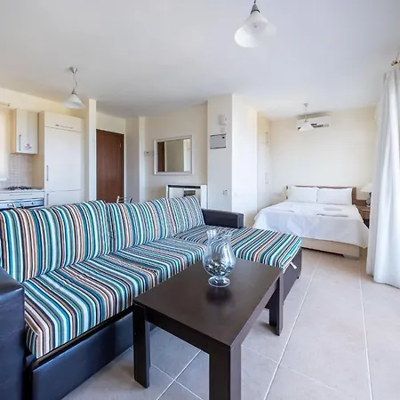 شقة Classic Studio With Sea View Vokolidha