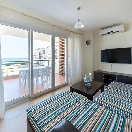 Classic Studio With Sea View شقة Vokolidha